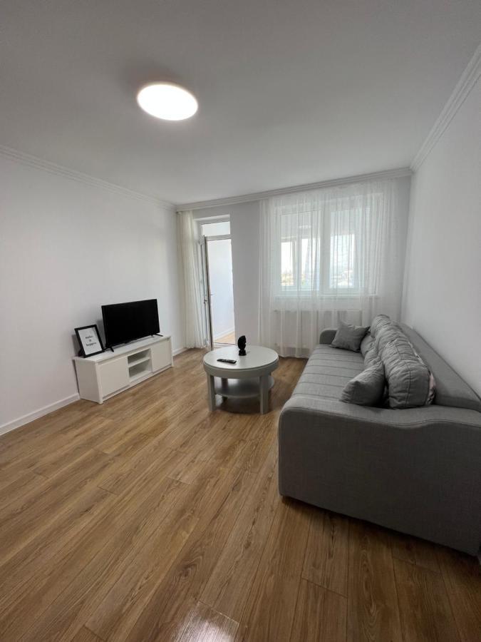 Sunny Apartment Center Suceava Exterior photo